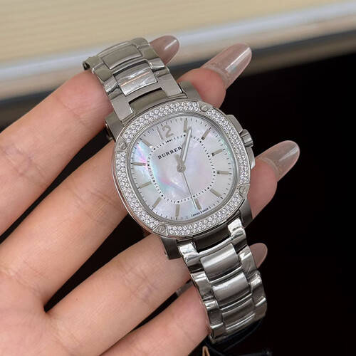 的个性增添独特魅力时尚腕表推荐：为你(图1)